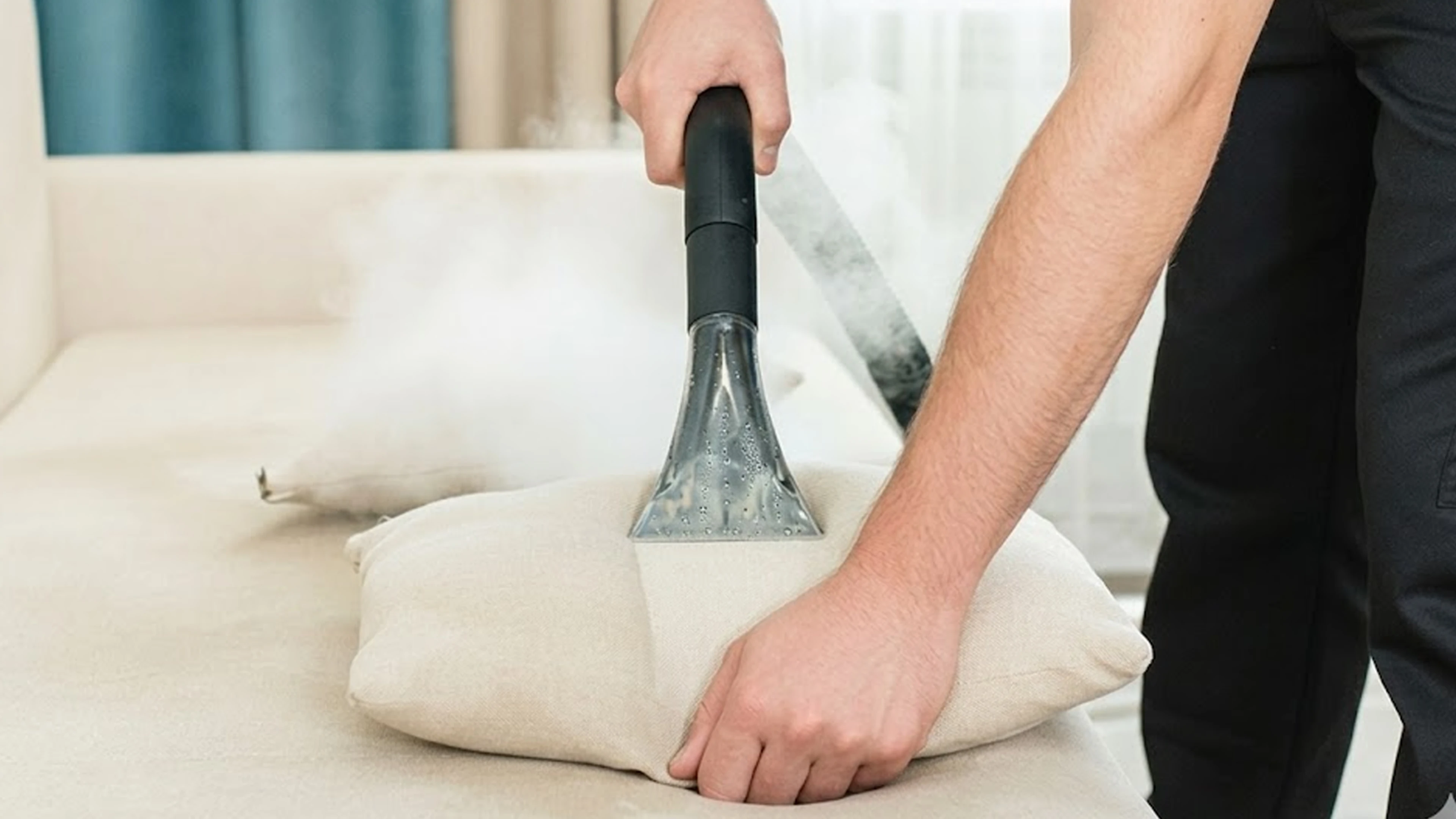 Expert Pillow Cleaning for Healthier & Fresher Sleep Environments - PAC Saudi Arabia
